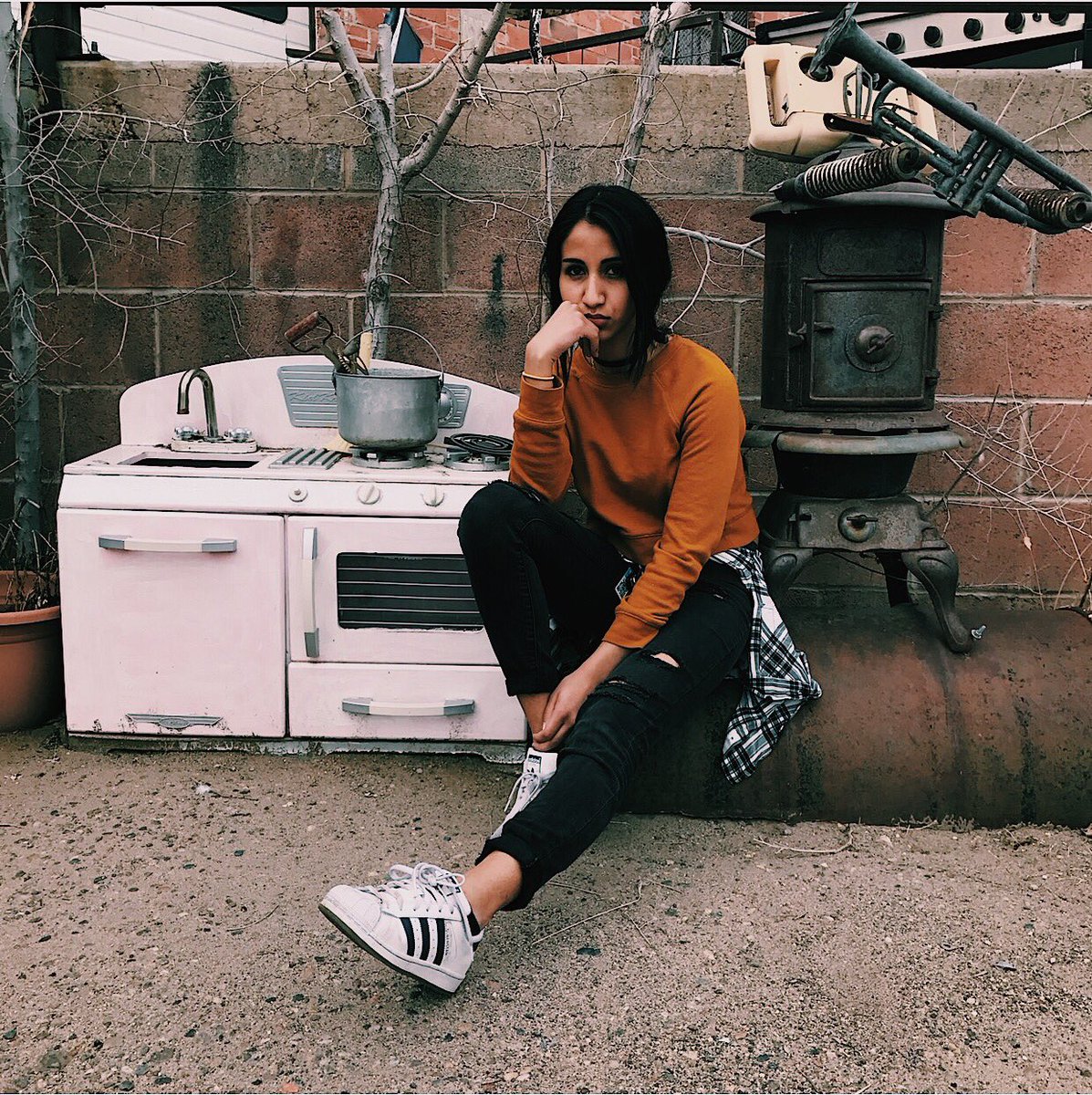 arrowandthorne's tweet photo. Mood #ootd #fashion https://t.co/89foomgMSj