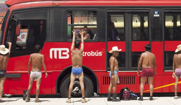 25 cosas que los chilangos vemos con normalidad (y no es así) 🤔ow.ly/HyON308vBSI