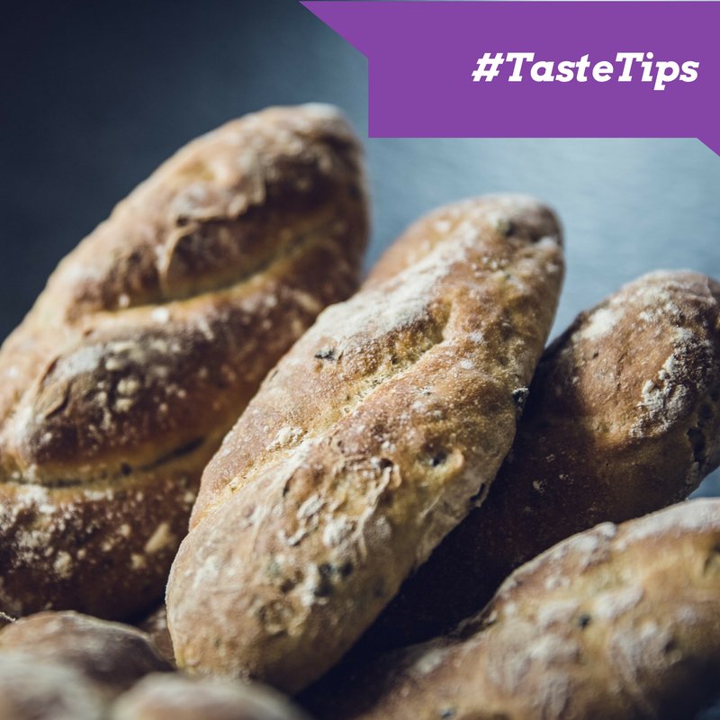 OliveCentralZA's tweet photo. The vitamin E in #OliveOil helps to keep baked goods moist and fresh longer than butter and other oils.
#TasteTips https://t.co/aKFiOr28ZB