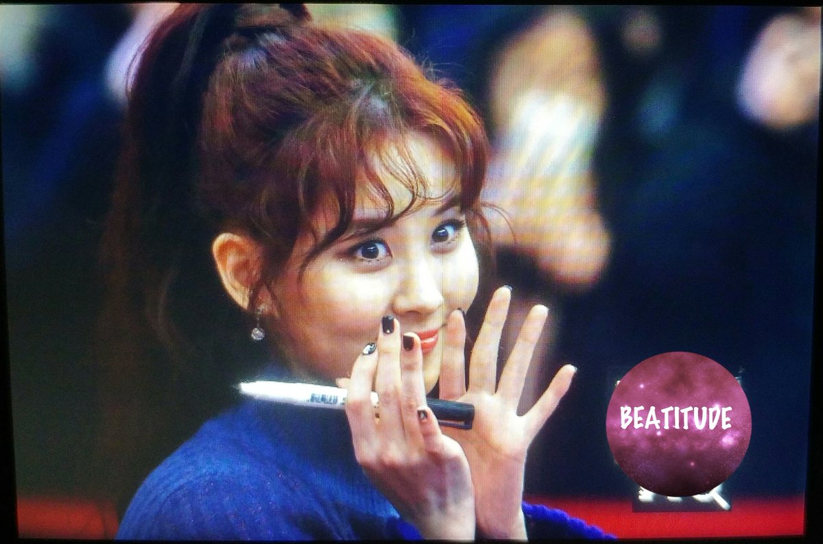 [PIC][05-02-2017]SeoHyun tham dự buổi Fansign cuối cùng cho "Don't Say No" vào tối nay - Page 4 C3526inUMAERha7