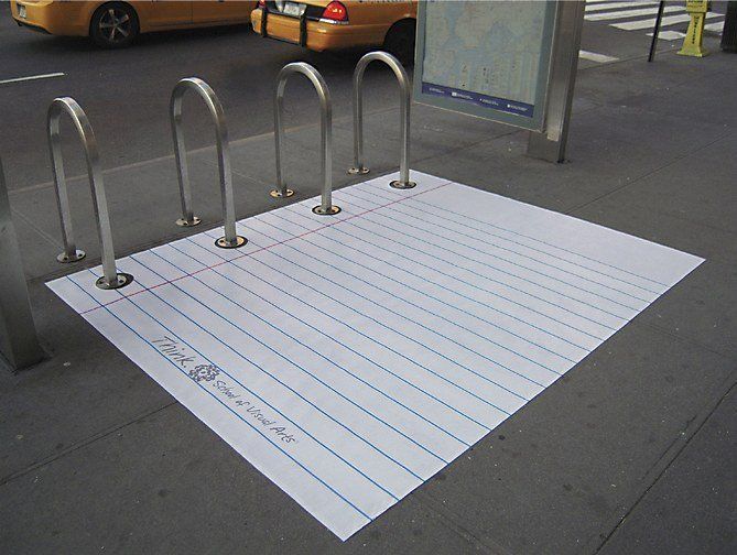 creapills's tweet photo. Excellente idée d'affichage pour promouvoir une école #streetmarketing https://t.co/nz7vECBreA
