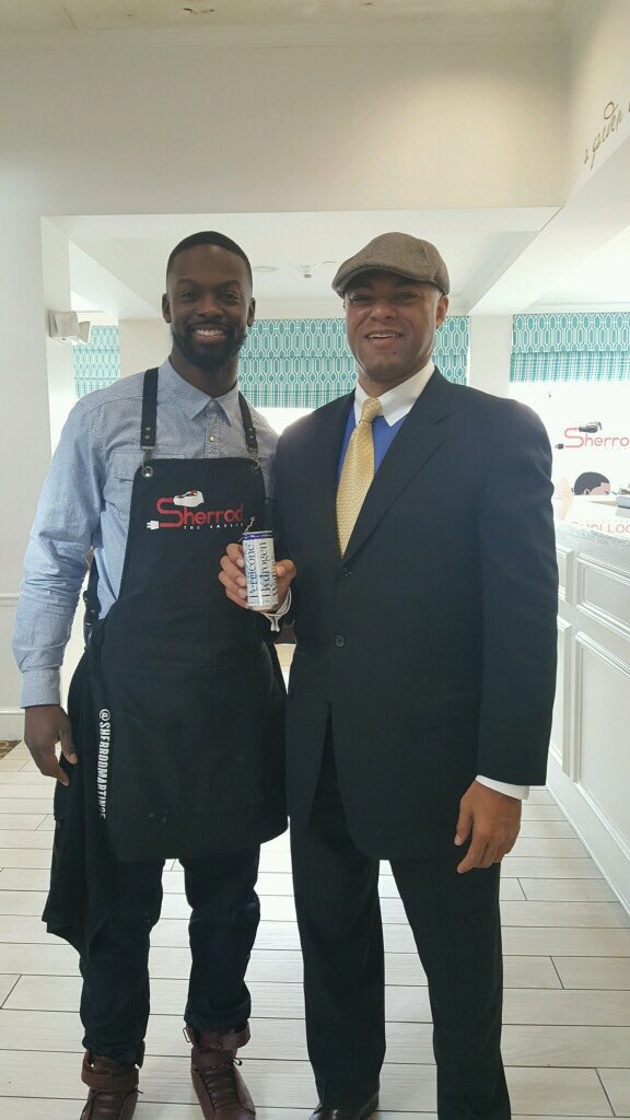 PerriconeH2O's tweet image. @SherrodMartin23, what did you think of our hydrogen water?