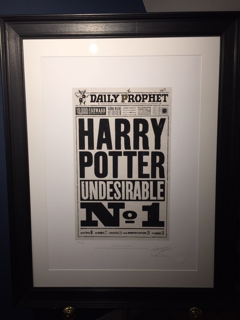 _artandmind's tweet photo. Anyone based in London, take a look at the Harry Potter art exhibition at House of MinaLima in soho!! It's free! https://t.co/89SJN8YdD0