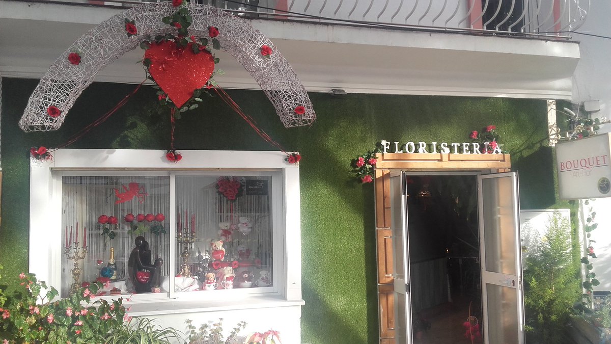 Tomas_zs's tweet photo. @bouquet_flor , estamos preparados #sanvalentinaceb https://t.co/v7mxcTJzNG