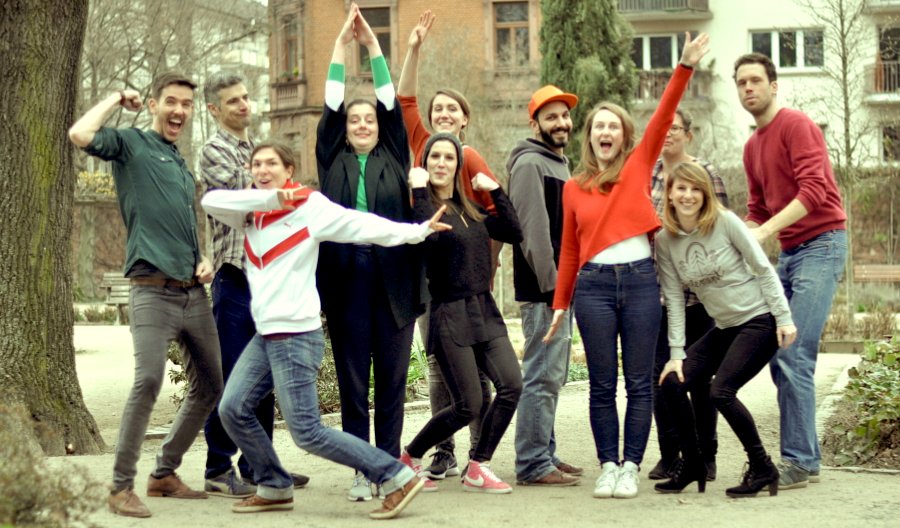 Restekueche's tweet photo. Freunde, es ist geschafft "Projekt Erfolgreich gefunded"- Team Resteküche ist außer sich ! Tausend 💛en an alle Unterstützer und @startnext https://t.co/I7CmqBiG2T