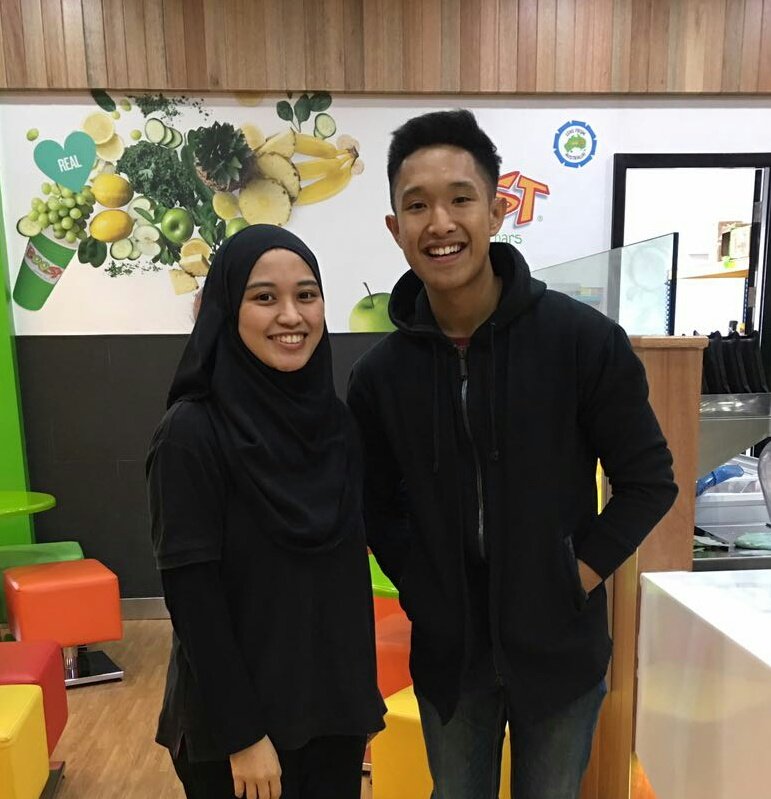 PeejahHashim's tweet photo. WAS FANGIRLING LIKE MAAAADDDD #AZIZHARUN #FINALLYYYYAAALLLLL https://t.co/TNGl5IfqMA