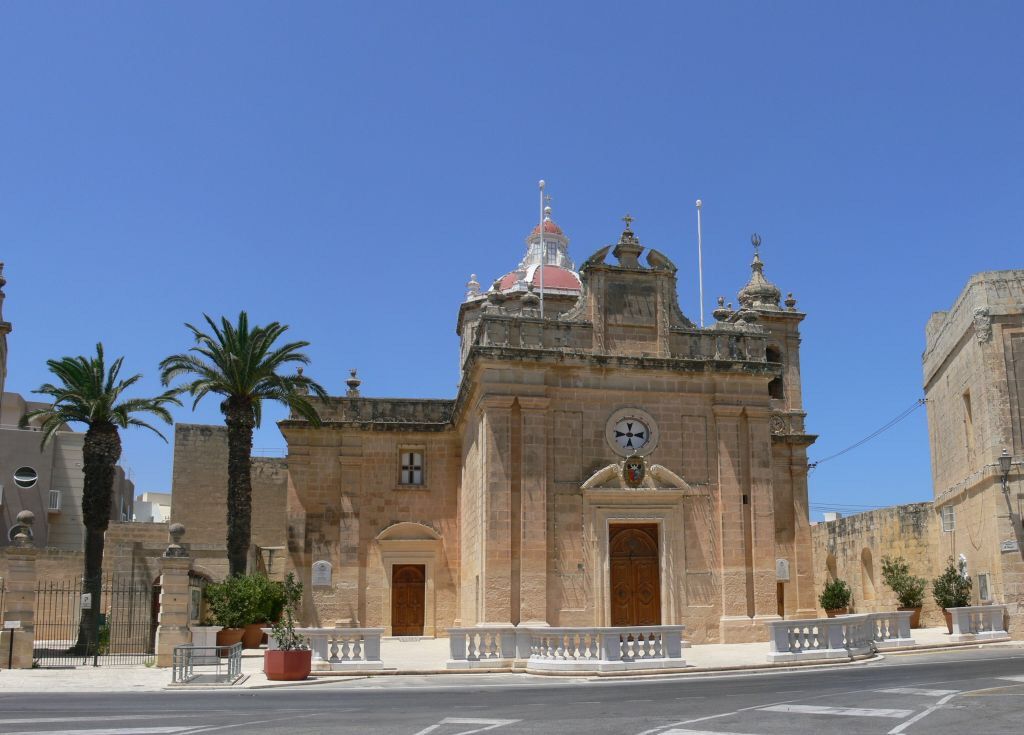 cachia_5's tweet photo. #primeminister #josephmuscat #halsafi #welcome #cachiaroderick #nemmen https://t.co/CLb34WTjLM