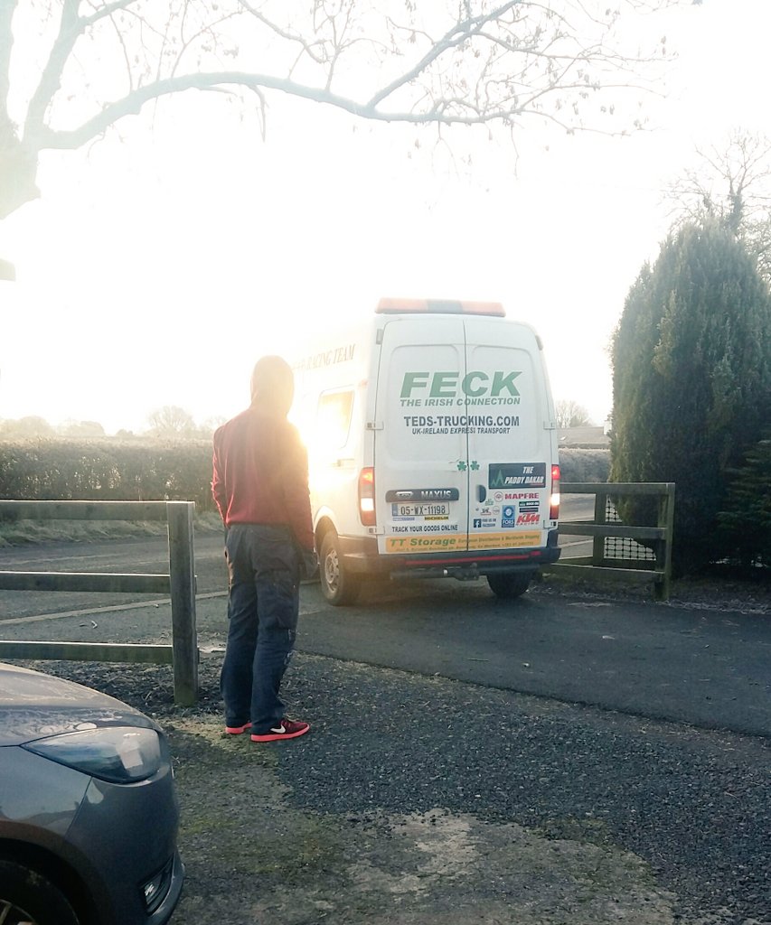 DunleavyBespoke's tweet photo. It's not just us working Sundays 😥 #importantdelivery #courier #welltravelled https://t.co/tA5mtCXtMG