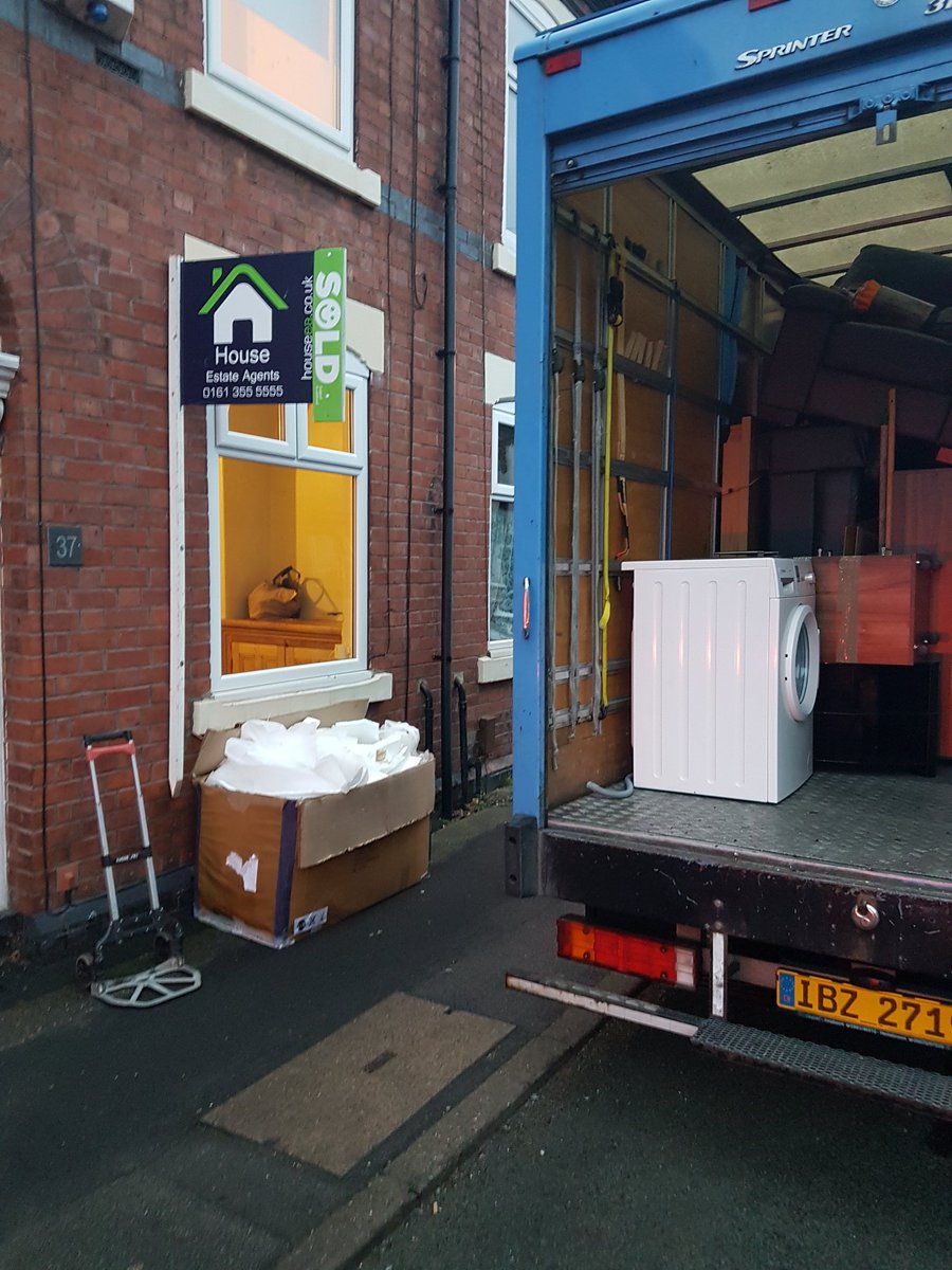 M60Removals's tweet photo. #House #removal #vanandman from #stockport #cheshire to #manchester #salford .
#flatpack #assembly no problem !
Call us on : 07860 787 393 https://t.co/KVVGxhQkMQ