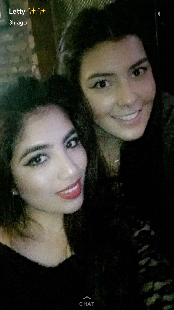 Ybg8887's tweet photo. #birthday girl #newmeet #back in my day 💜💜🎉🎉🍷 https://t.co/TSo58e6QEO