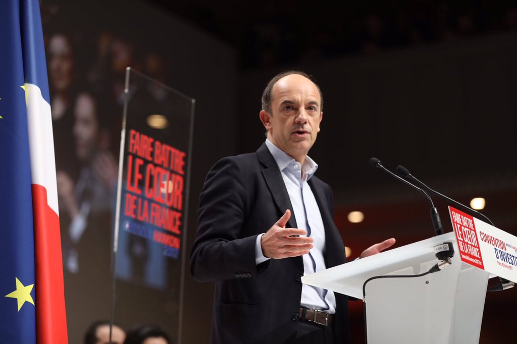 benoithamon's tweet photo. .@thomclay : "Benoit Hamon est désormais notre candidat à l'élection présidentielle à l'issue du beau processus de la primaire". #Mutualité https://t.co/OCwLEPcwZv