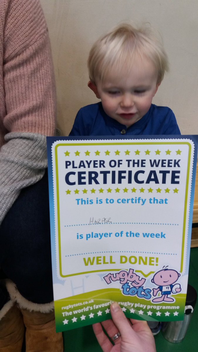 sjm092's tweet photo. First lesson of Rugby tots and player of the week for PARKER. Now there's a lesson for giving your kids weird names! #mapleclap https://t.co/B9q6CUyUjo