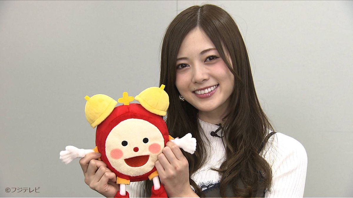 2nd写真集を発売する乃木坂46の白石麻衣さん♪撮影の思い出について