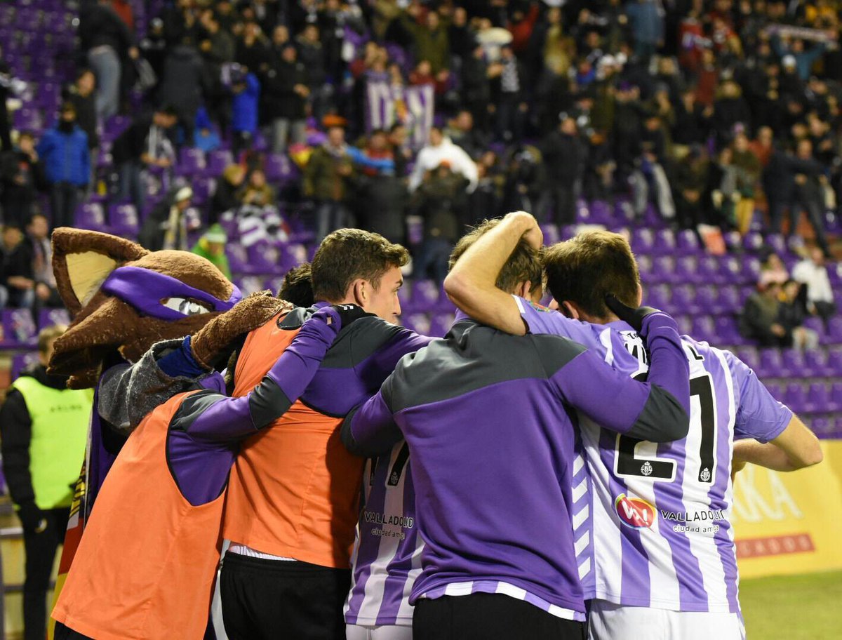 fdprvalladolid's tweet photo. Hoy es dia de partido, a las 20:00 en Girona, importantisimo encuentro.
A por los 3 puntos💪💪💪
#SentimientoBlanquivioleta https://t.co/pFjnn73GBR
