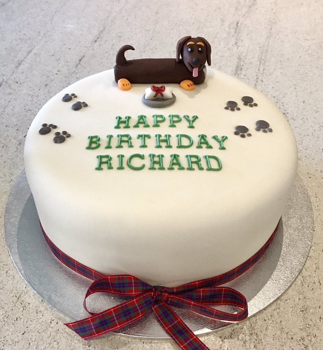 dachshund cake ideas