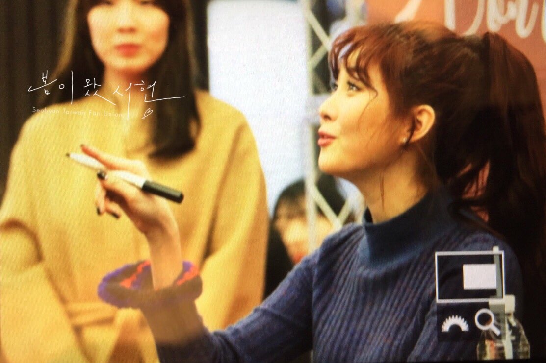 [PIC][05-02-2017]SeoHyun tham dự buổi Fansign cuối cùng cho "Don't Say No" vào tối nay C35UC2PVcAAAIRv