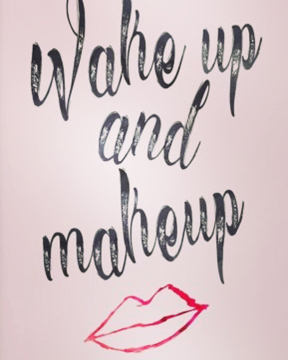 DearyClare's tweet photo. #makeup #Sunday #beauty #lipstick #eyeshadow #contour #concealer #younique #wakeupandmakeup https://t.co/uub4BxpXZr