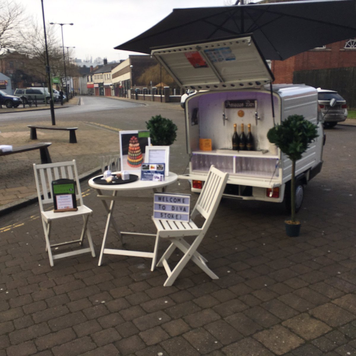 All set up and ready for <a href="/DivaWeddingShow/">Diva Wedding Fayres</a> #Stoke #prosecco #macarons #wedding