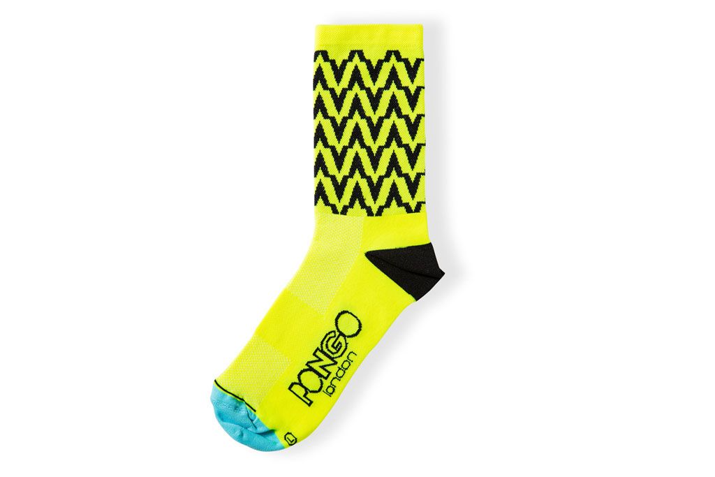 bidon_le's tweet photo. #Cycling socks; 5 of the best - https://t.co/KMrPRF0bfd - feat @pongo_london and @VictoryChimps https://t.co/vjgjnfGZ5z