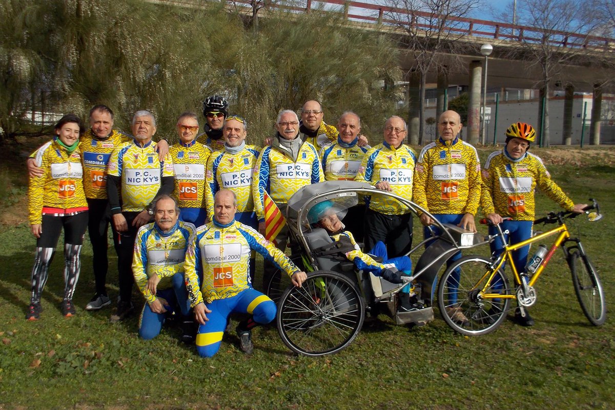PcNickys's tweet photo. Primera salida, temporada 2017,  de los cicloturistas al Circuit de Ciclisme de Terrassa https://t.co/dhNMrU6Gmv