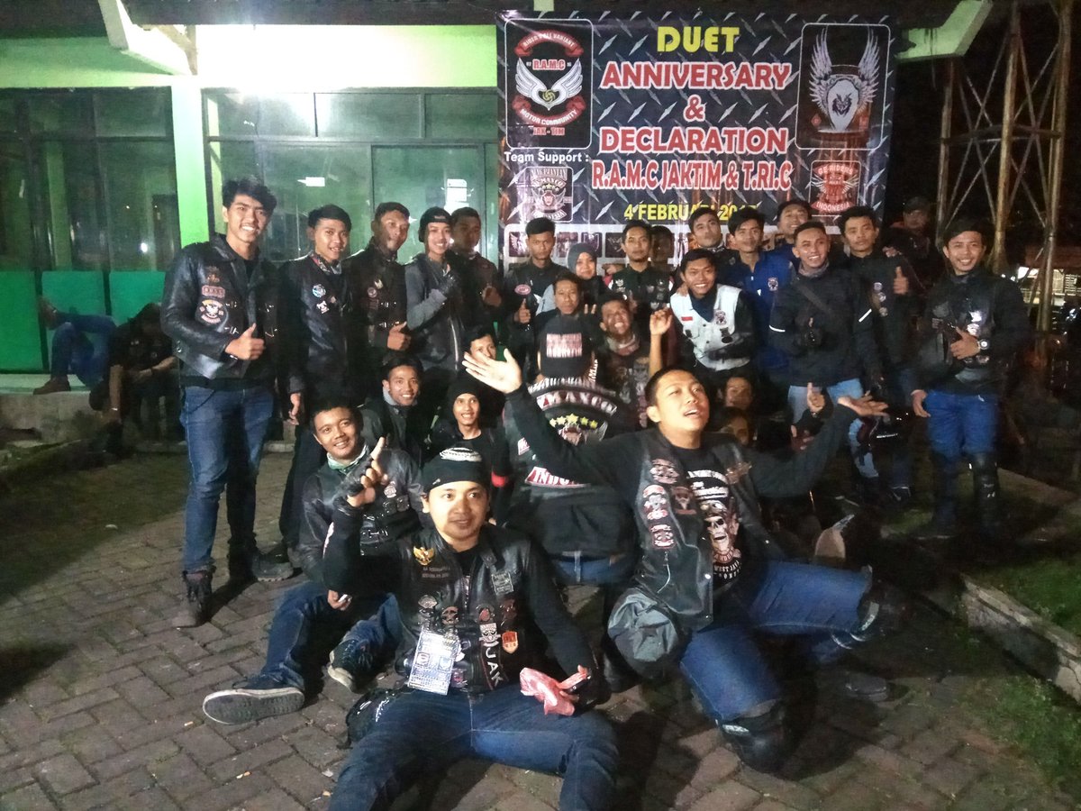 Keseruan bikers bandung di aniv ramc &amp; declaration jakarta timur semalem 😂😂