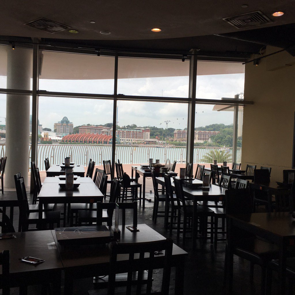 lovelyloey's tweet photo. Review: Charcoal Thai at Vivocity https://t.co/RoNLzaU2rA https://t.co/gU04F2elbk