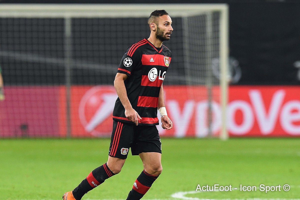 ActuFoot_'s tweet photo. OFFICIEL ! Omer Toprak s'est engagé jusqu'en juin 2021 avec le Borussia Dortmund qu'il rejoindra cet été. https://t.co/coZJjyTrVO