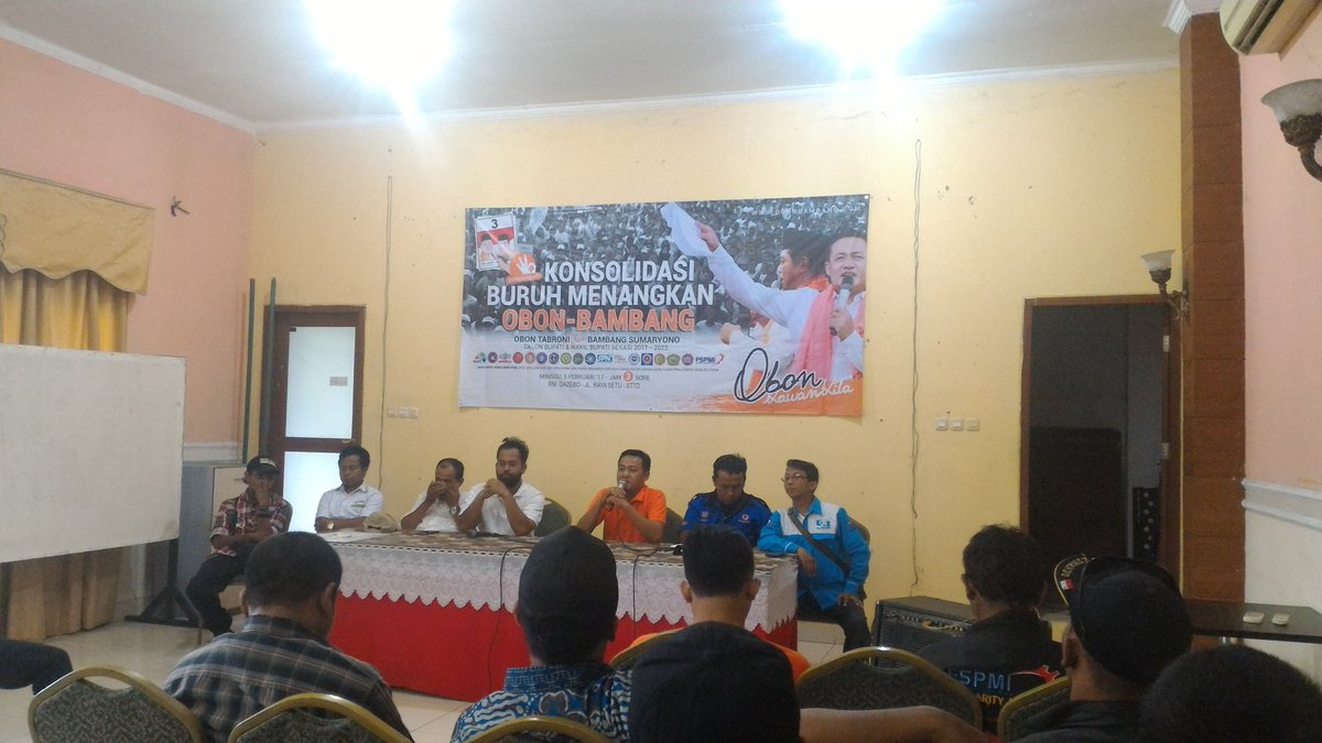 adhie_bacht's tweet photo. Deklarasi dan Dkungan SP/SB kab. Bekasi utk psngan indpenden OBAMA nomer 3.
@Phy378 @_beritacikarang @sobatobon @S_gunandar @brada_agung https://t.co/YsDIV3Ev1v