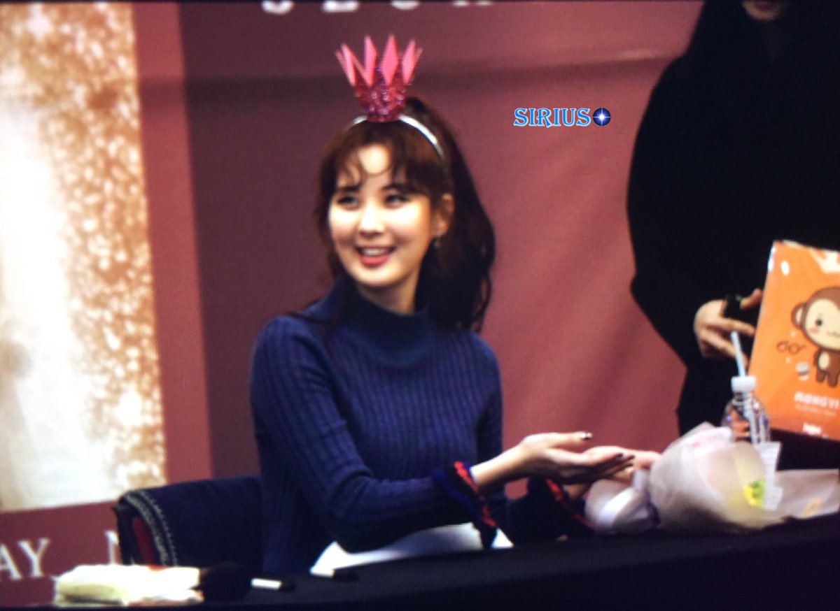 [PIC][05-02-2017]SeoHyun tham dự buổi Fansign cuối cùng cho "Don't Say No" vào tối nay C35dqV7WQAA6scL