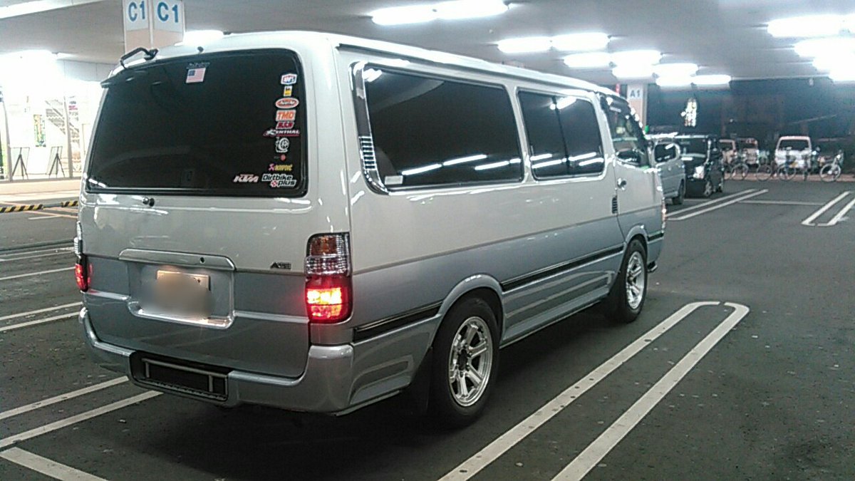 ゴリてやん Jncc 142 ハイエースバン100系 長所 簡素な作りで自分でイジりやすい 軽油で4ナンバーなので経済的 なんと言っても広い 短所 とりあえずエンジン音がデカイ 角度調整は出来てもたためないサイドミラー 遅い 曲がらない