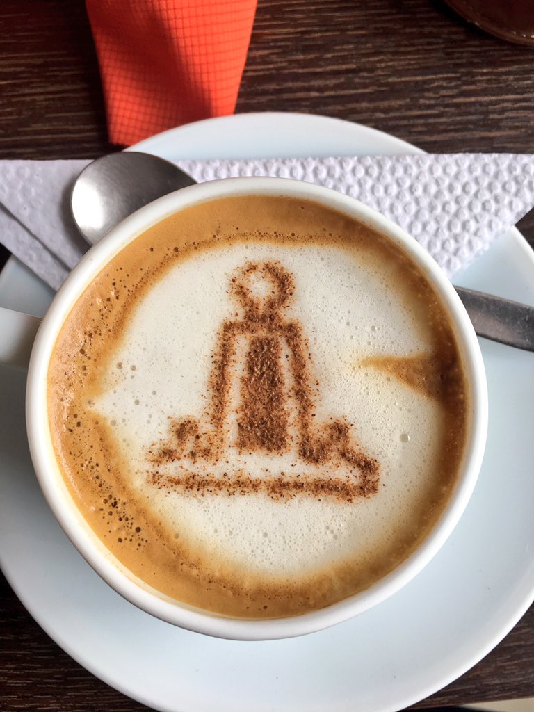 complementec's tweet image. Nada como una buena taza de café ecuatoriano #mitaddelmundo #ecuador #quito #café #coffeetime