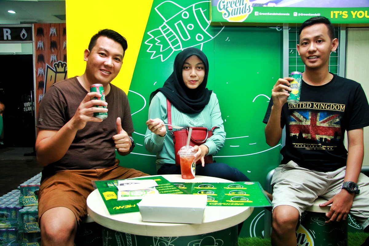 GreenSandsID's tweet photo. Friends, Laughter, and #GreenSands are the perfect match to lift your Sunday! https://t.co/Z0POx2KSmw