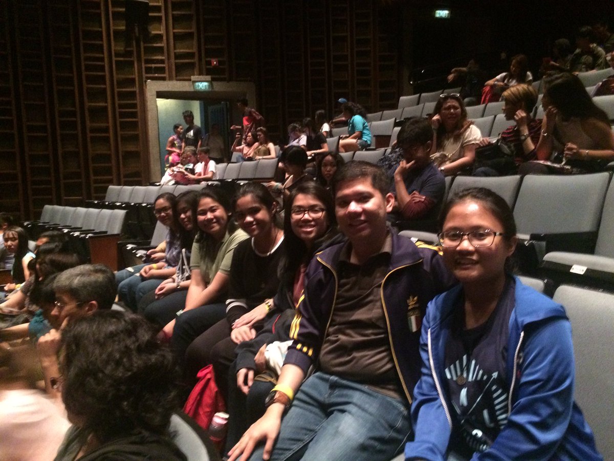 Althea_Arcega's tweet image. celebrating culture and art with these best musicians, @franniereyes, @jckiebcy and others. thank you for this day hehe! #Pasinaya2017.