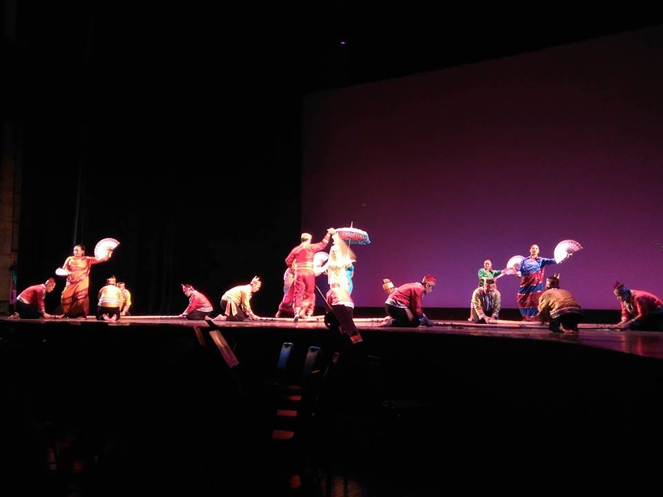 mervinafan's tweet image. Iba talaga kilig ko pag Singkil guys. Super busog sa kultura I love u Pasinaya @HUNIngCCP #Pasinaya2017