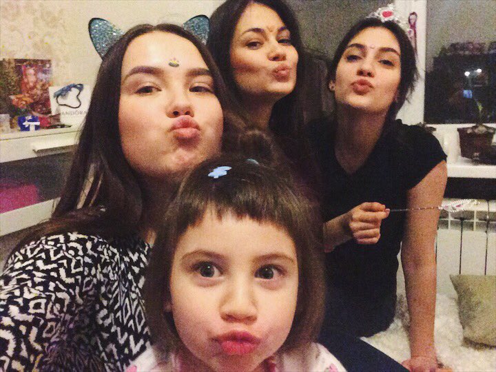 nkor_146's tweet photo. Самые лучшие! Очень люблю своих зайчиков 💓 https://t.co/ewPbMS1Lo0