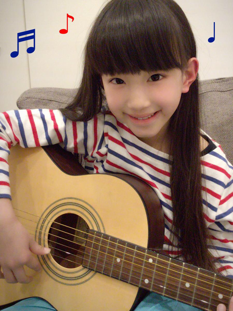 ギター持った女の子の画像 動画 17 無断転載禁止 C 2ch Net