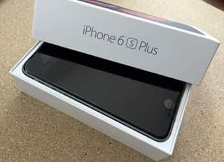 iPhone8OfficiaI's tweet photo. iPhone 6S: 1.RETWEET This 2.FOLLOW Us @iPhone8OfficiaI for a chance to #Win! #iPhone #iPhone6 #iPhone7 #Giveaway https://t.co/qCm2w08jig