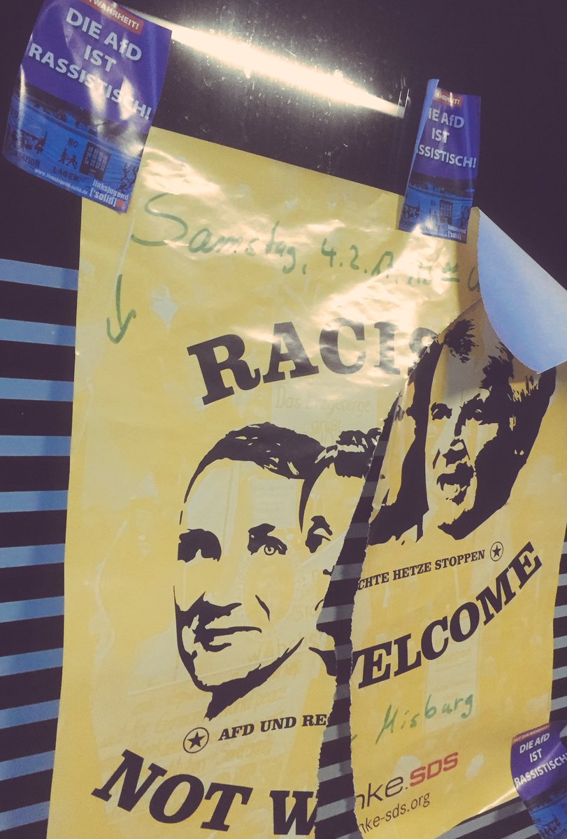 Linke Straßenkunst am Rande der #AfD Aufstellungsversammlung. #Niedersachsen #Btw17