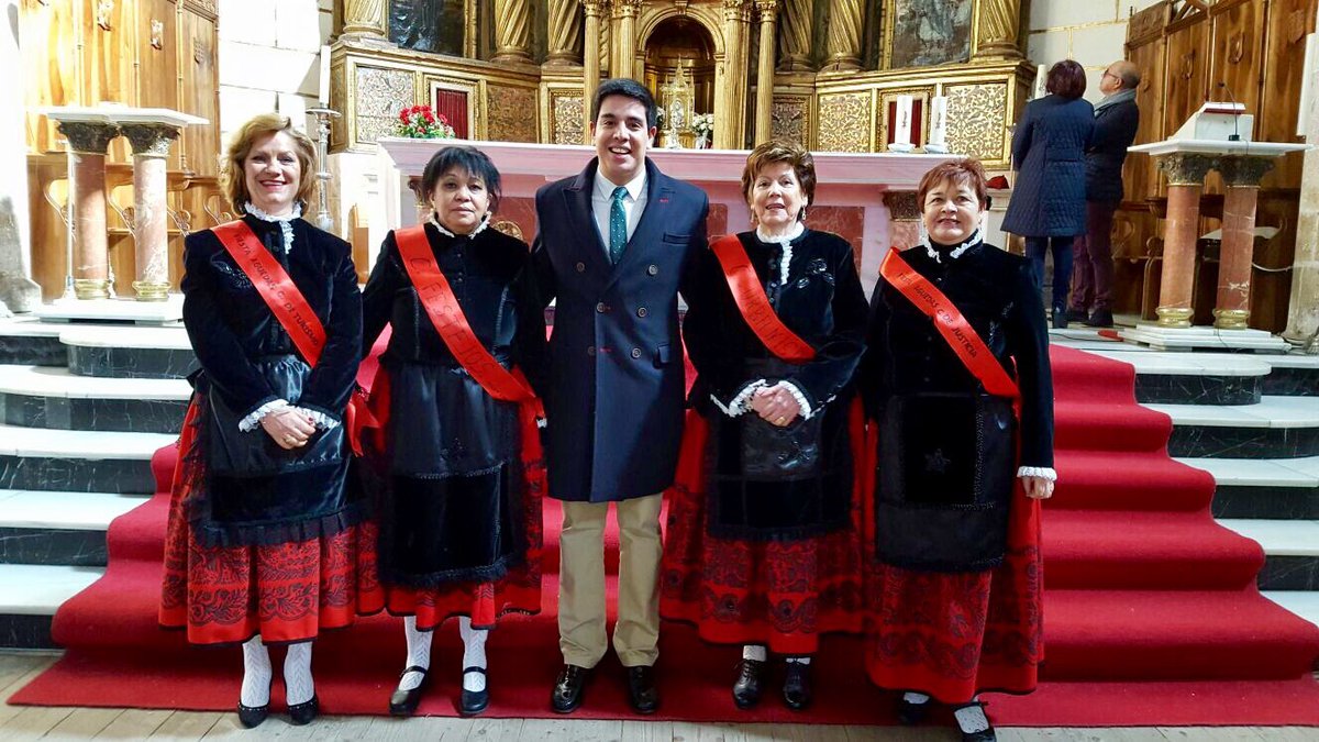 andrelr_'s tweet photo. Día de la aguedas en #Carrion. Hoy las mujeres toman el mando del Ayto. Hoy es su día, pese a las trabas mantenedoras del medio rural https://t.co/R4ySOPud0c