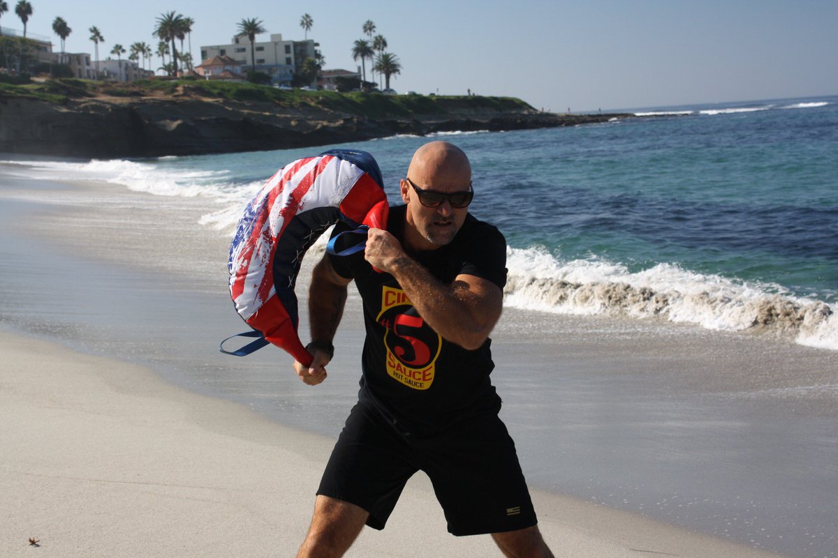 Spice up your weekend and workout with <a href="/uncrepublic/">maurizio tangari</a> 
#CINCOSAUCE5 #LaJolla #WeekendWorkout