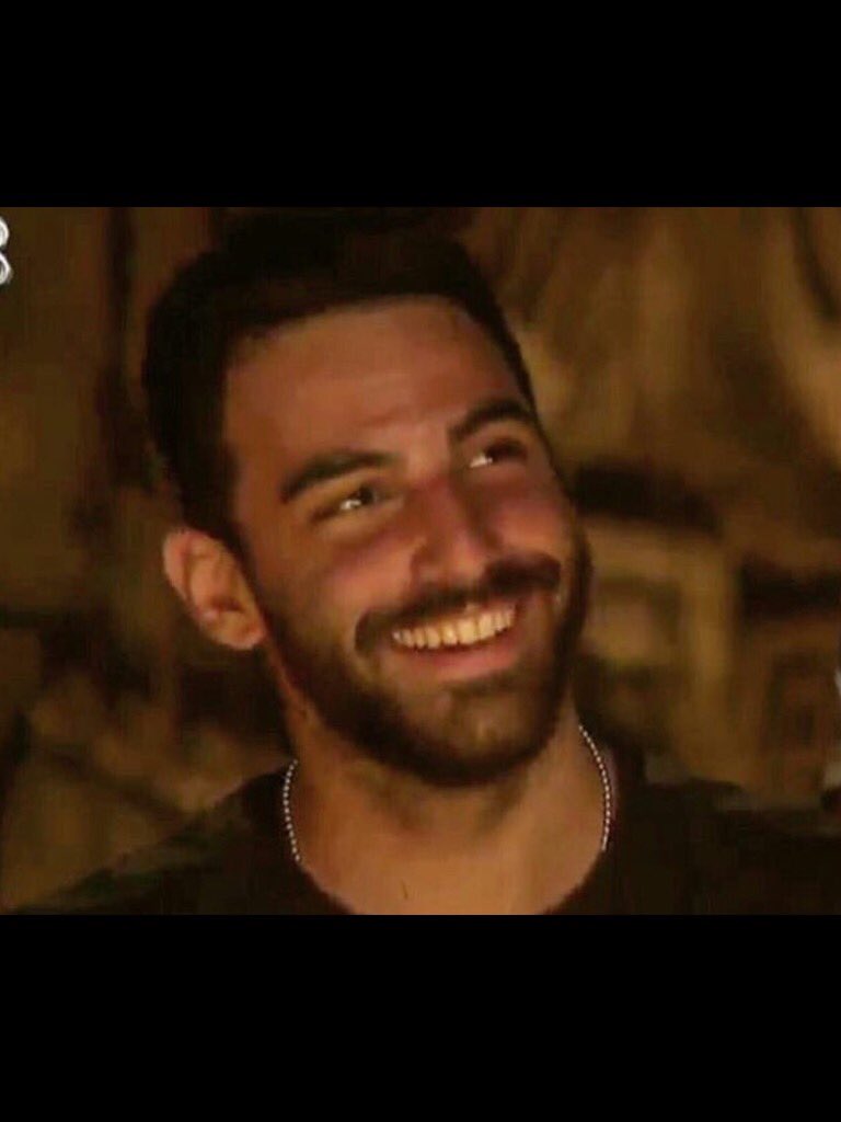 sabiha_ilasln's tweet photo. Eser sana yeni yaşında Sağlık Aşk Başarı Para Survivor Finali diliyoruz bol smslerle seni sonuna kadar destekliyoruz HappyBirthday EserWest https://t.co/Reppm1A01k