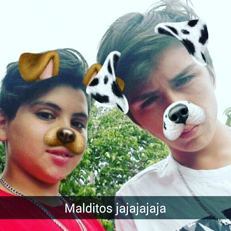 mexelbrav's tweet photo. #Snaphat  Con el tío https://t.co/t5OVUQCQKe