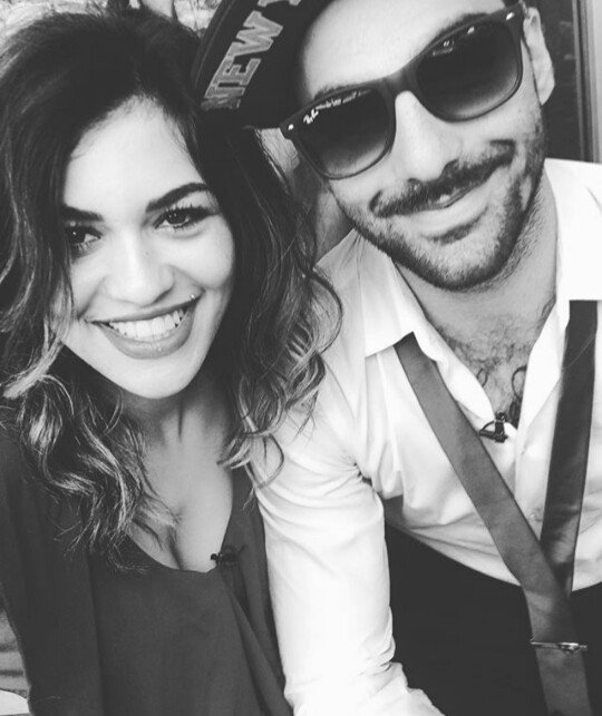 AyeAydn_'s tweet photo. Umarım bir ömür hep bir arada böyle mutlu aşk dolu hep bir arada olursunuz  HappyBirthday EserWest https://t.co/A6YaykYWms