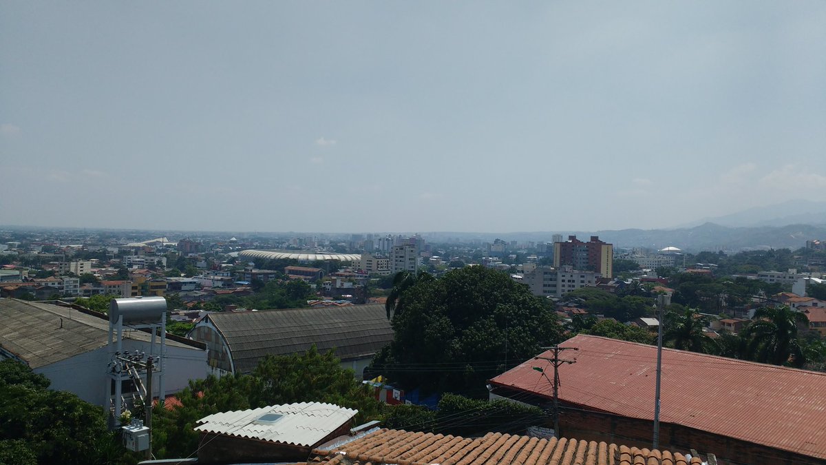 Franciscoh99's tweet photo. Domingo con un sol radiante en #CaliCo
#YoReportoIdeam https://t.co/VpWWTgiK1E
