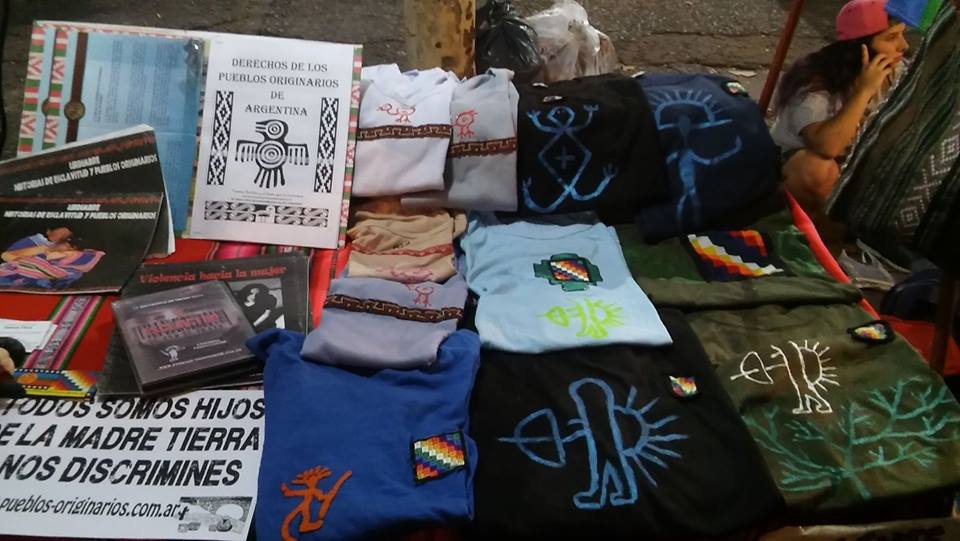 nelsonvilca's tweet photo. vendo remera a $160 estamos hoy domingo en paseo de artesanías, sobre cañada en barrio guemes cba. cap. de 17 a 22 hs https://t.co/s9zL0gHjPg