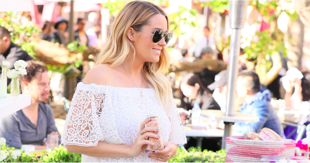 instacutecanada's tweet photo. Lauren Conrad's First Maternity Dress Says A Lot About… https://t.co/kj1AzcThcE #Celebrity_Maternity_Style #Maternity_Style #Get_the_Look https://t.co/RPC9KIBten