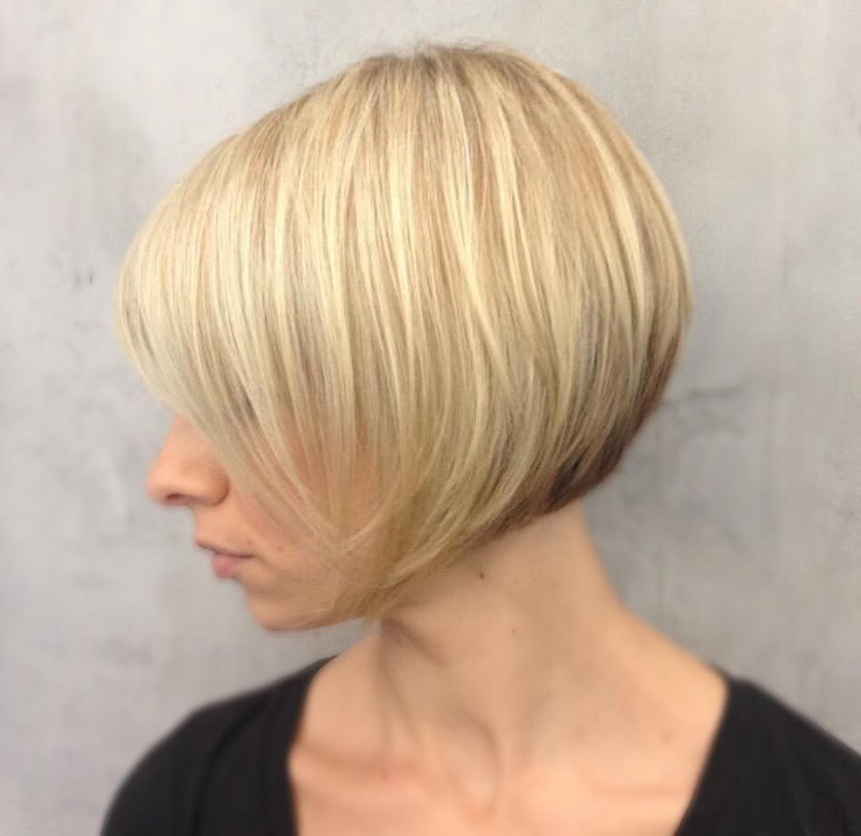 NUMBER9Salon's tweet image. Precision at its finest; razor bob and style by Frank, using @oribe styling products! #razorbob #hair #salon #dtsp #oribe #oribeobsessed