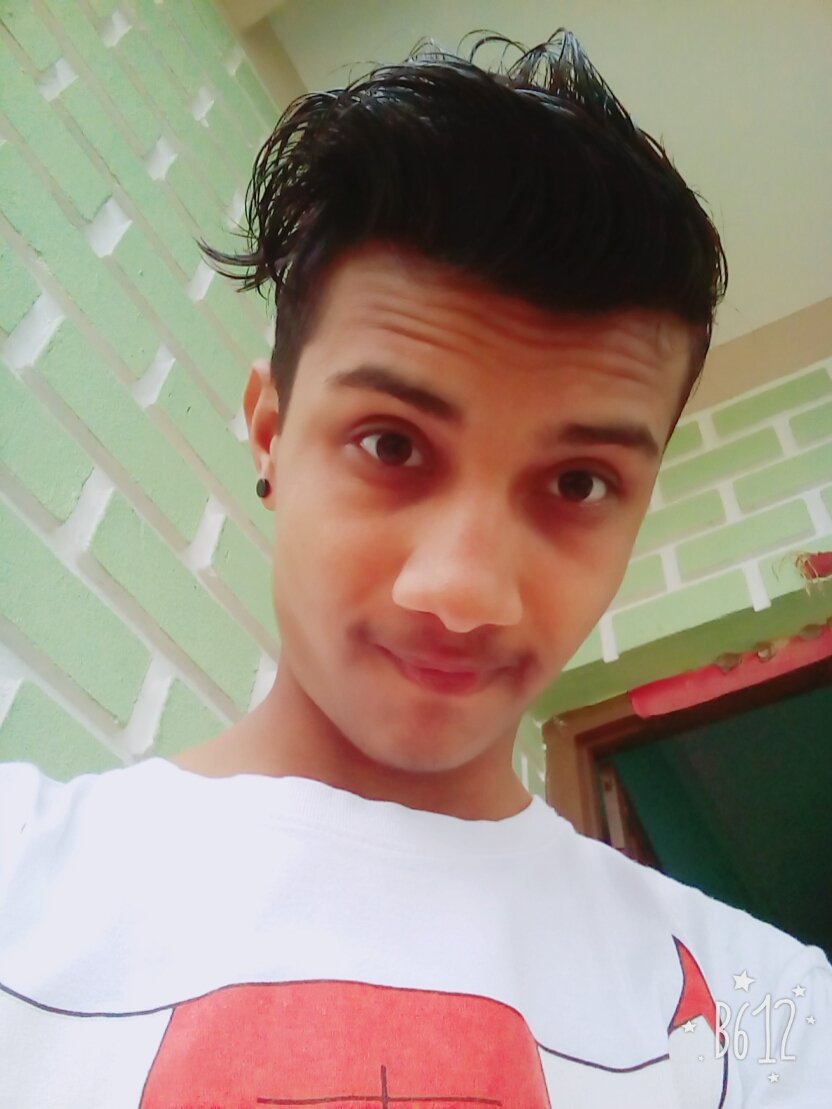 SharmaNabn's tweet photo. Enjoying the party at my home 2much https://t.co/LQrej8Zl9T