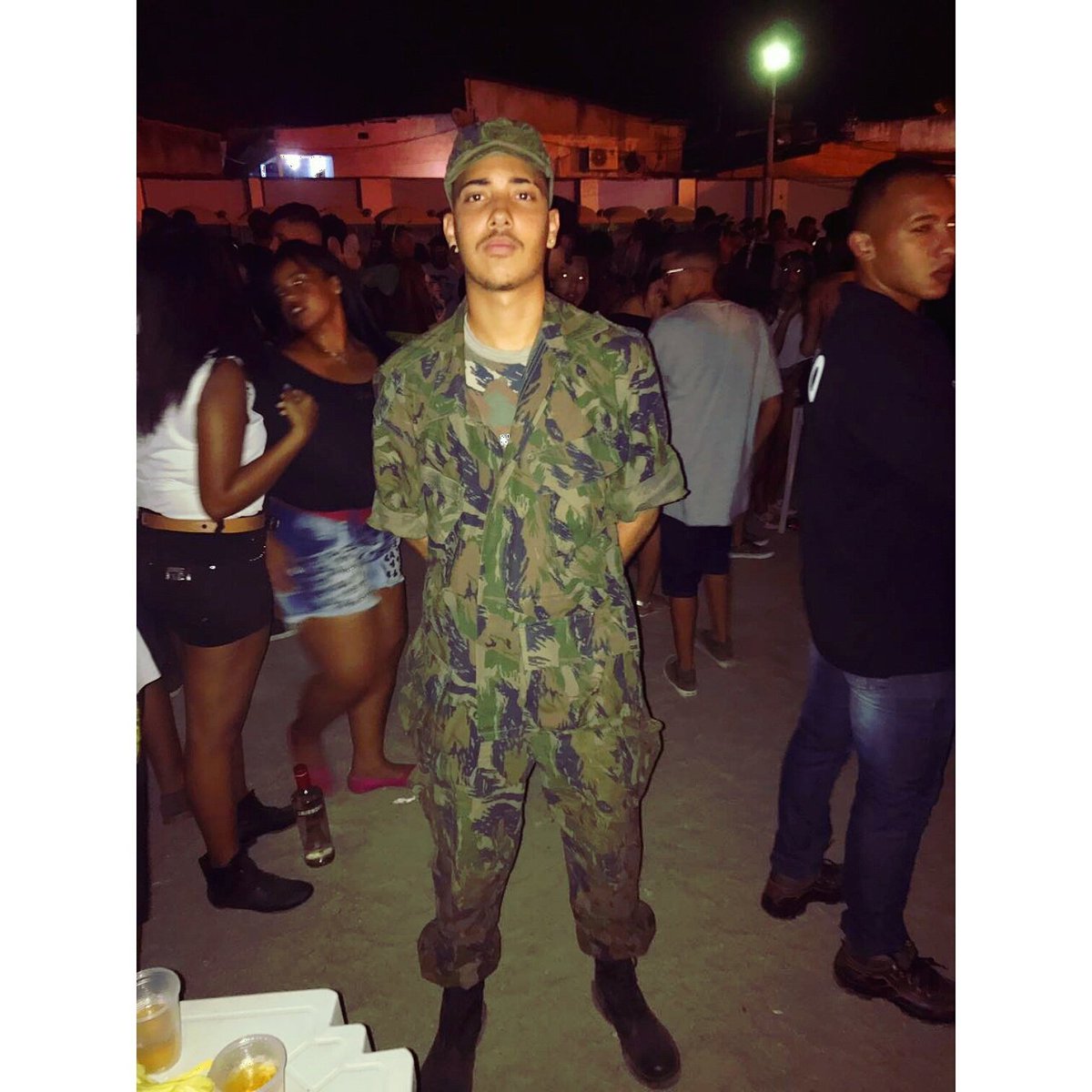 crf_wiin's tweet image. PÁTRIA AMADA BRASIL 🇧🇷🇧🇷👌
#TRUEE 💃🍻😍