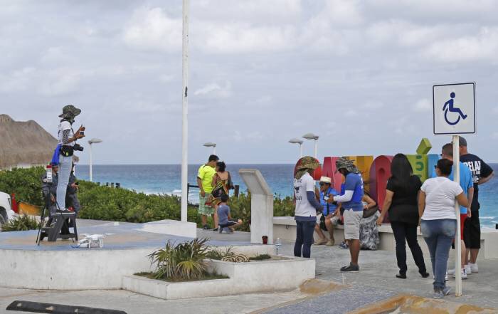 CANCUNAMONOS tweet media